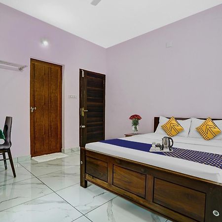 Spot On Shalom Palace Residency Neriyamangalam Zewnętrze zdjęcie