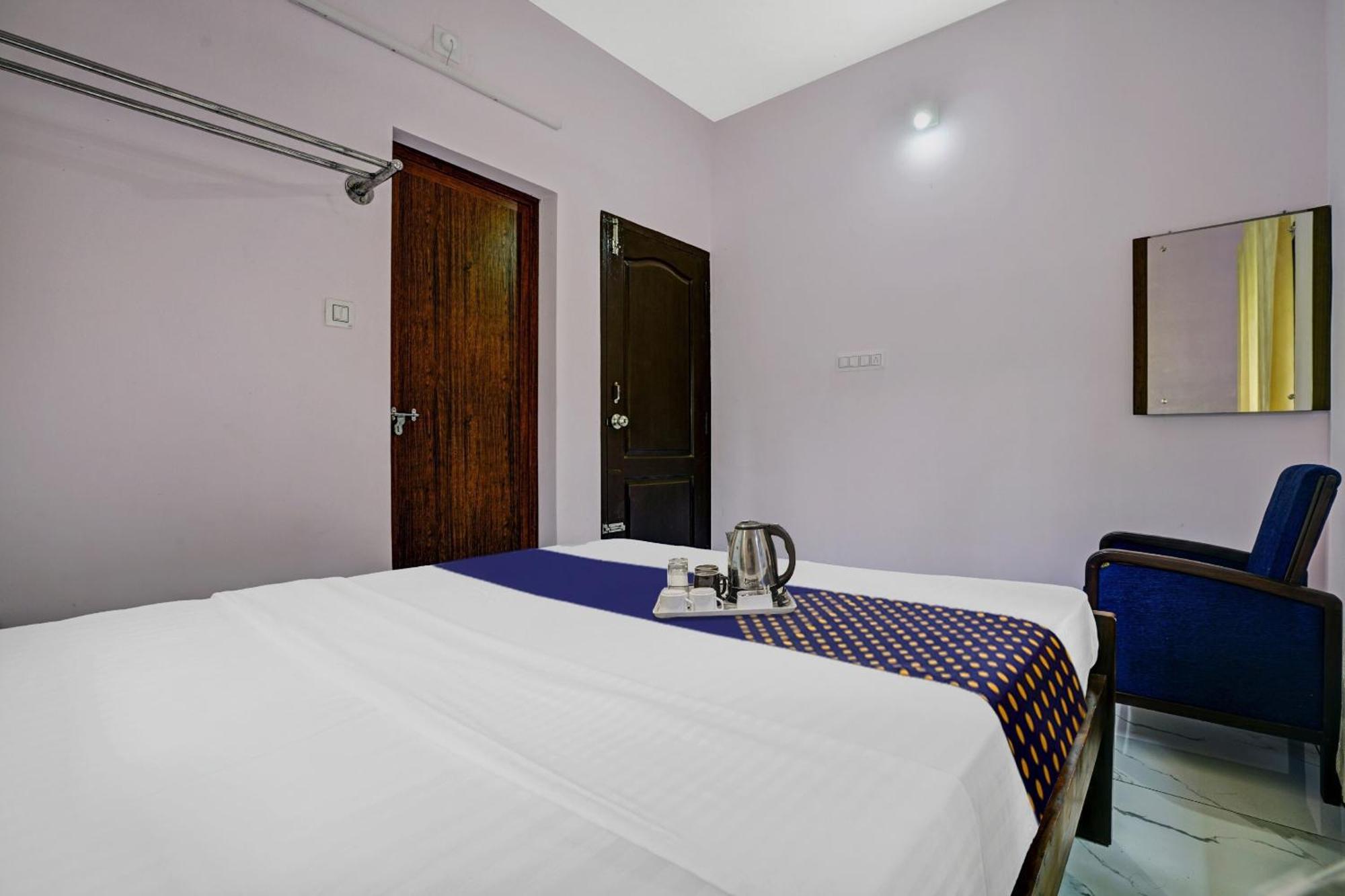 Spot On Shalom Palace Residency Neriyamangalam Zewnętrze zdjęcie