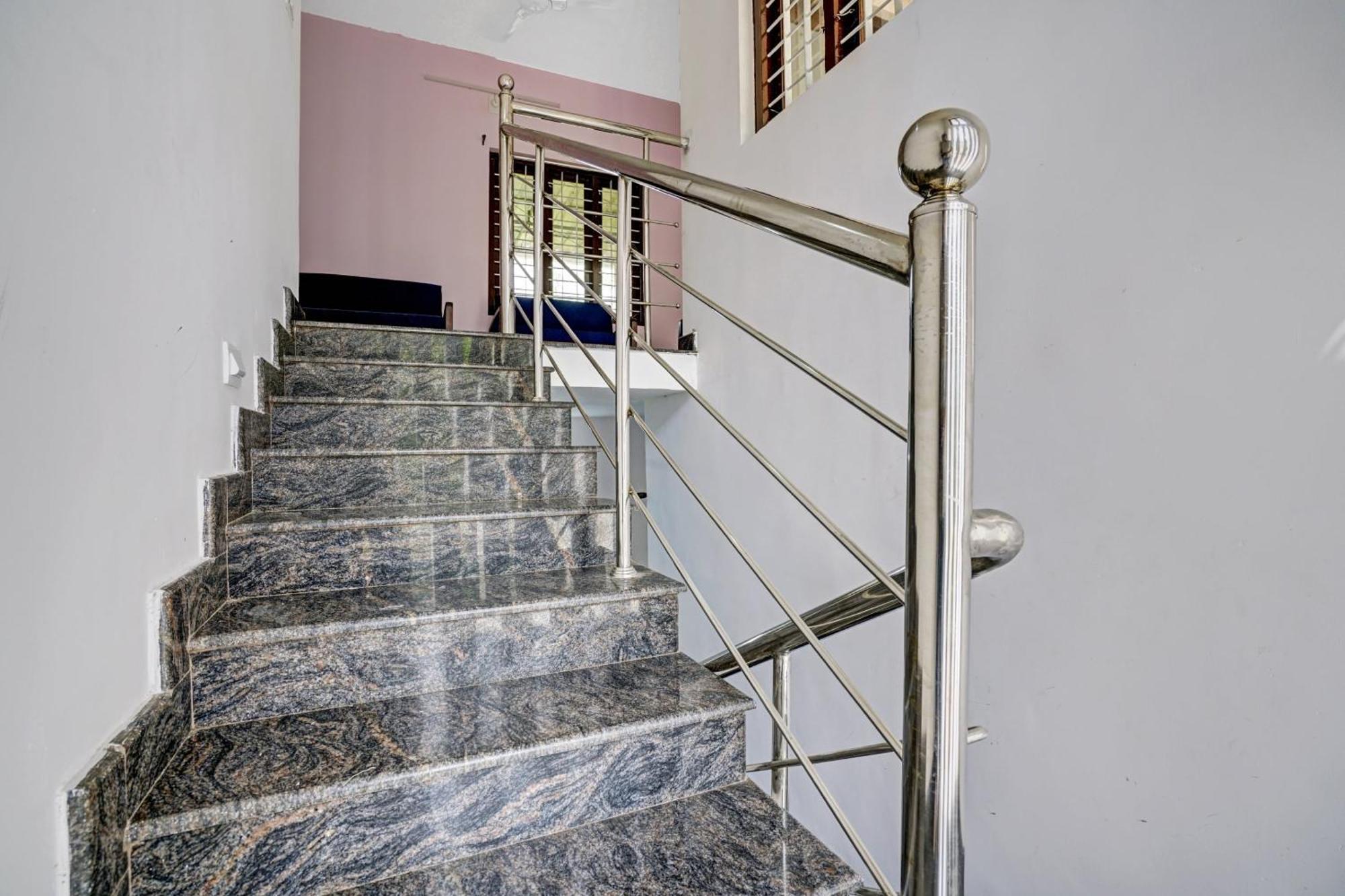Spot On Shalom Palace Residency Neriyamangalam Zewnętrze zdjęcie